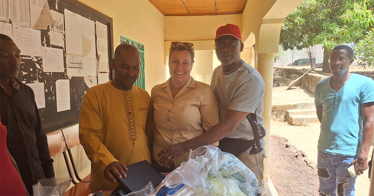 Spendenübergabe in Guinea